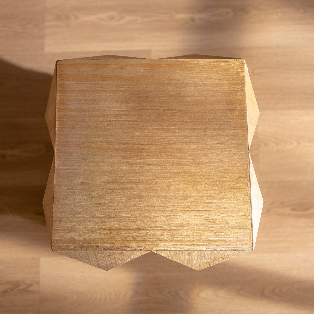 Nøordka Light Nightstand Default 24" Natural Wood Tone Embossed Retro Side Table &amp; Nightstand