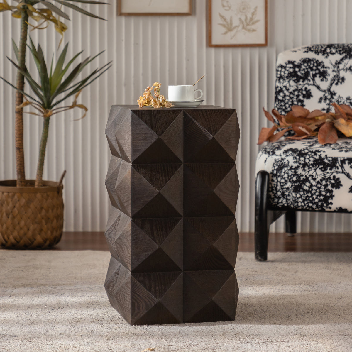 Nøordka Light Sideboard Default 24" Brown Retro Wooden Embossed Pattern Side Table