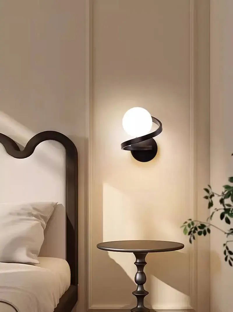 Nøordka Light Wall Light Fixtures Modern Globe Wall Sconce Light Fixture in Black or Gold