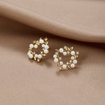 Load image into Gallery viewer, Carmenta Pearl and Crystal Wreath Earrings
