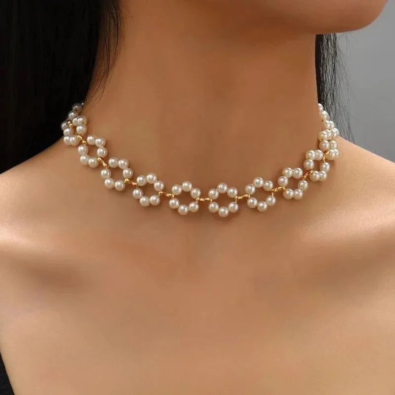Pearl floral daisy choker necklace 228324