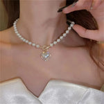 Load image into Gallery viewer, Pearl Heart Clasp Choker Necklace

