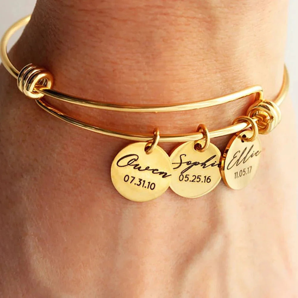 Personalized family bangle bracelet 679322
