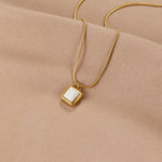 Load image into Gallery viewer, Riva Moonstone Pendant Necklace
