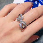 Load image into Gallery viewer, Romantic Bow Shaped Diamond Ring
