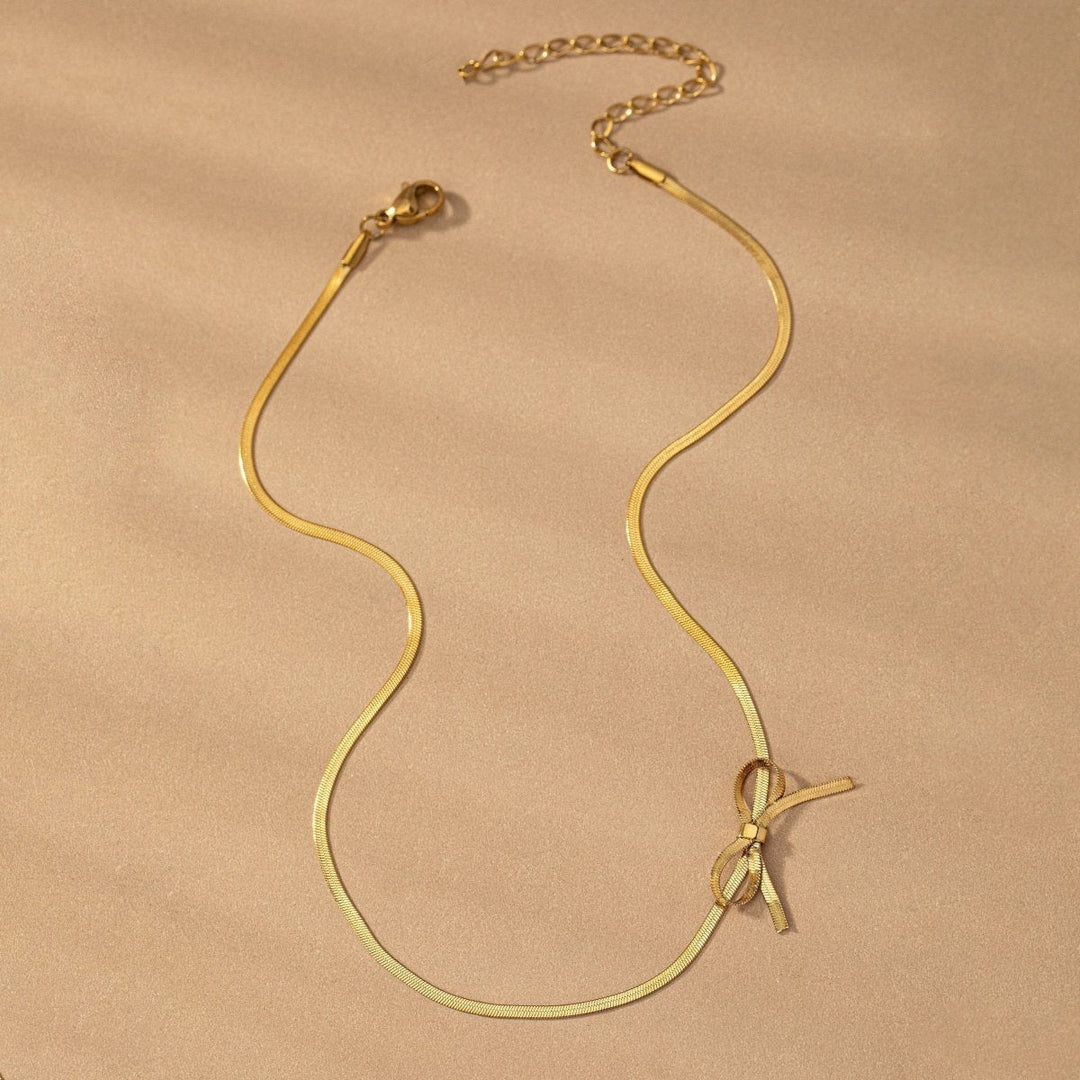 Romantic Dainty Bow Necklace