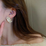 Load image into Gallery viewer, Round Floral Accented Elegant Earrings
