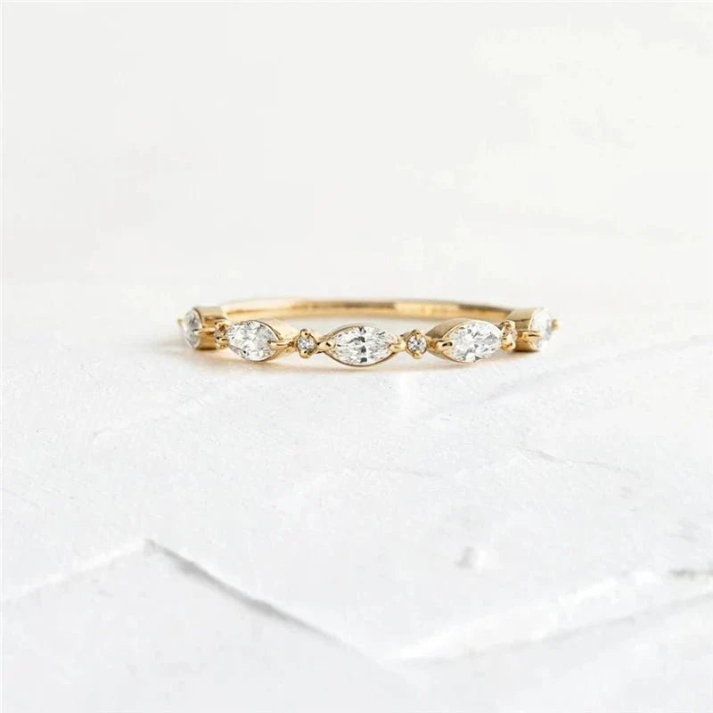 S925 thin dainty oval diamond ring 836379
