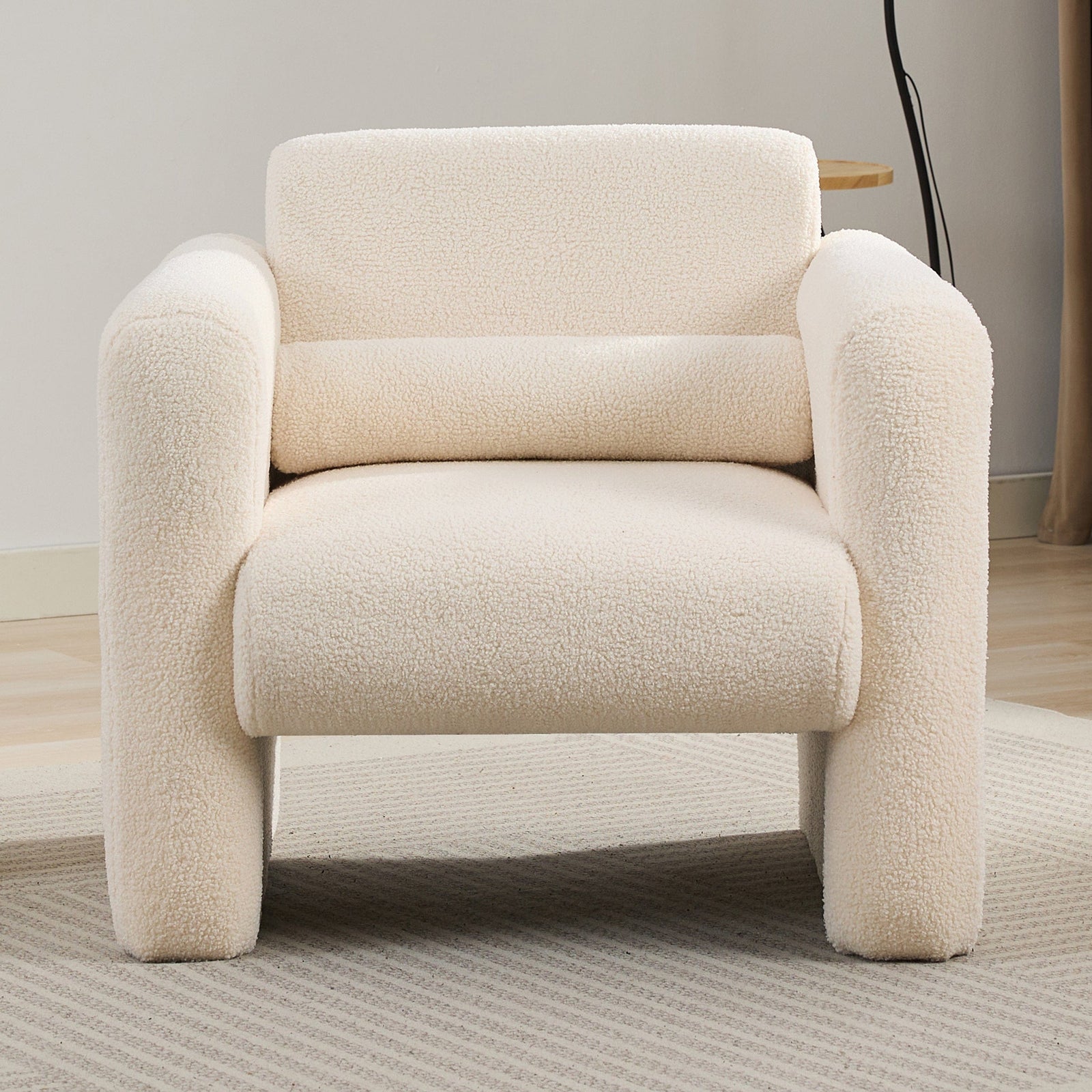 THE FURNITURE CO. Accent Chair Mataki Cream Upholstered Accent Chair