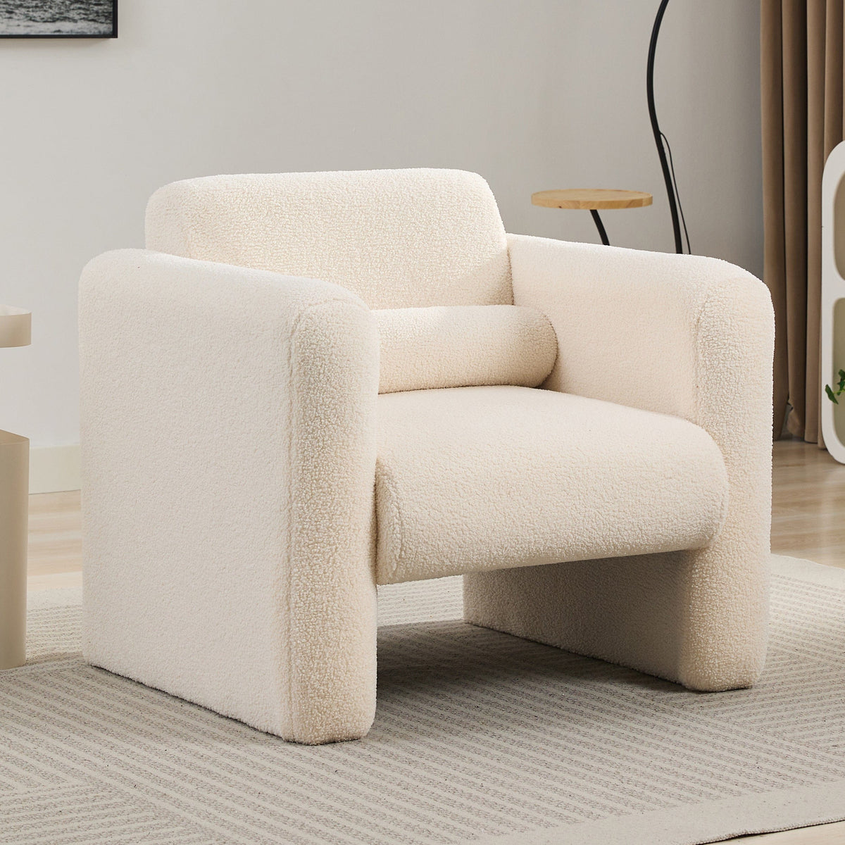 THE FURNITURE CO. Accent Chair Mataki Cream Upholstered Accent Chair