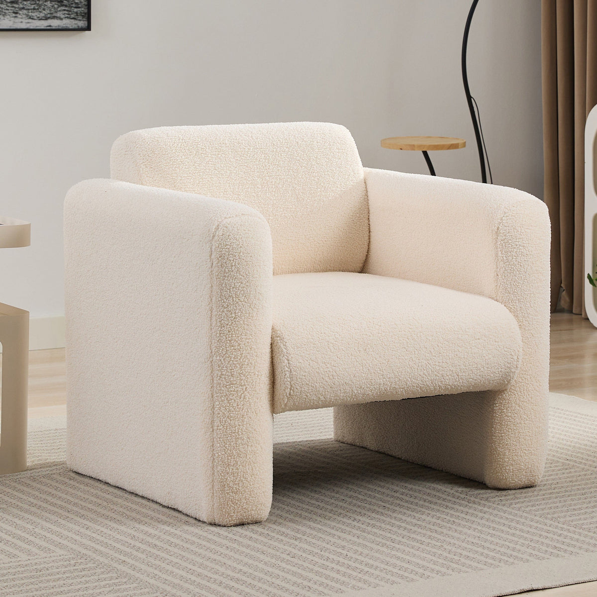 THE FURNITURE CO. Accent Chair Mataki Cream Upholstered Accent Chair