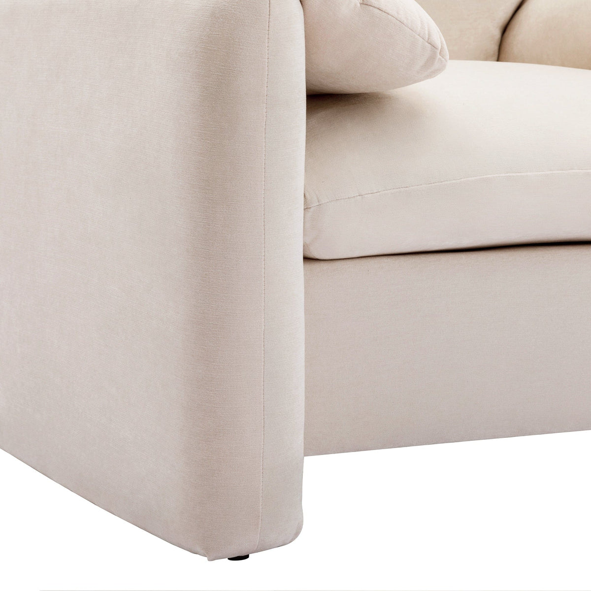 THE FURNITURE CO. Accent Chair Modern Oversized Armchair In Cream Chenille