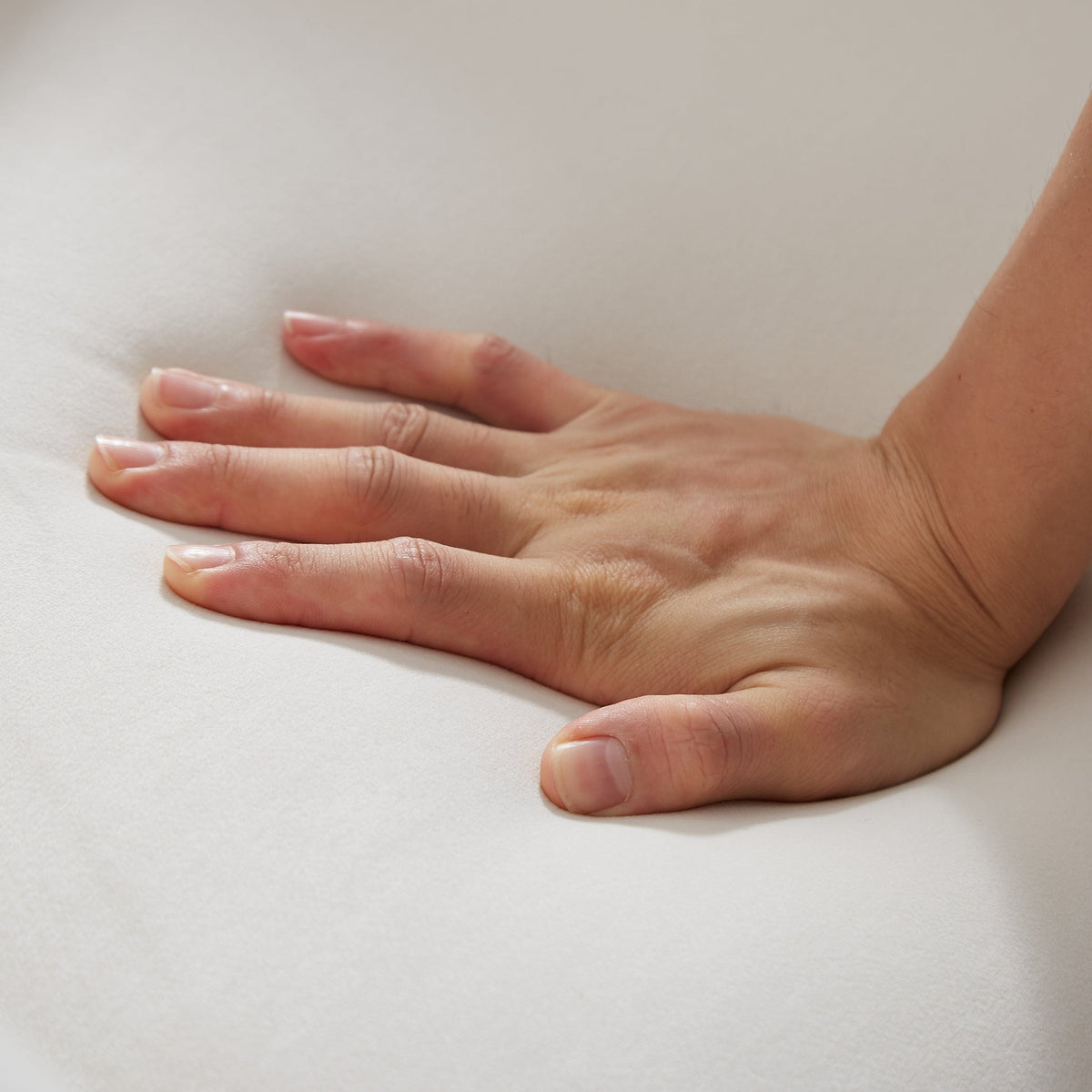 THE FURNITURE CO. Accent Chair Oversized Beige Velveta Armchair