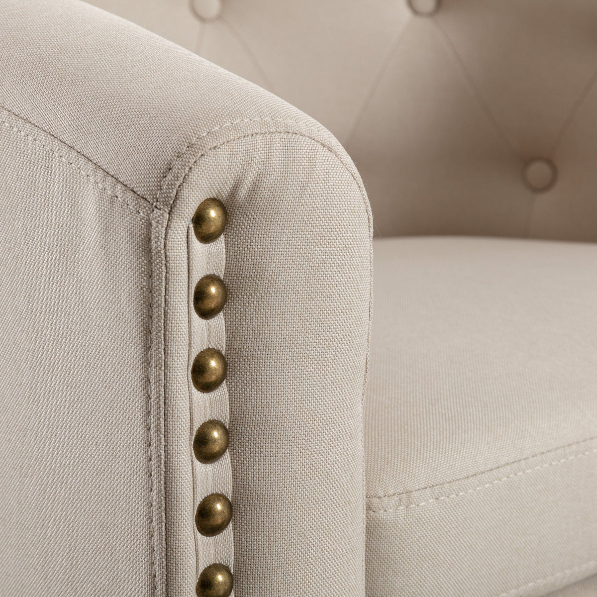 THE FURNITURE CO. Accent Chair Tan Tufted Chesterfield-Inspired Barrel Armchair