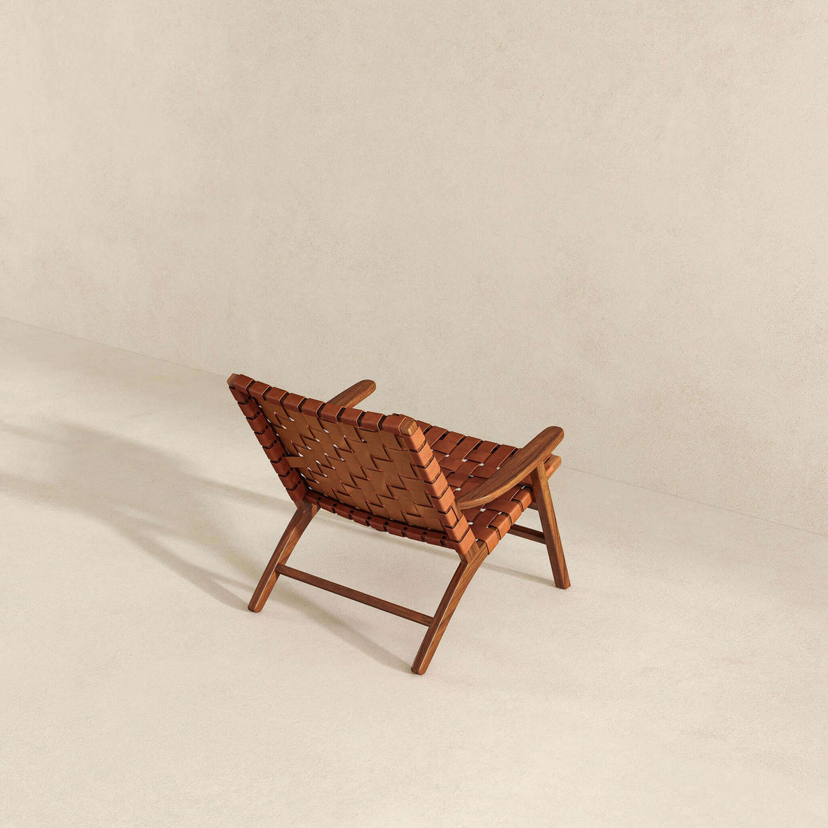 THE FURNITURE CO. Lounge Chairs Luxury Leather Arm Chair for Elegant Living Spaces