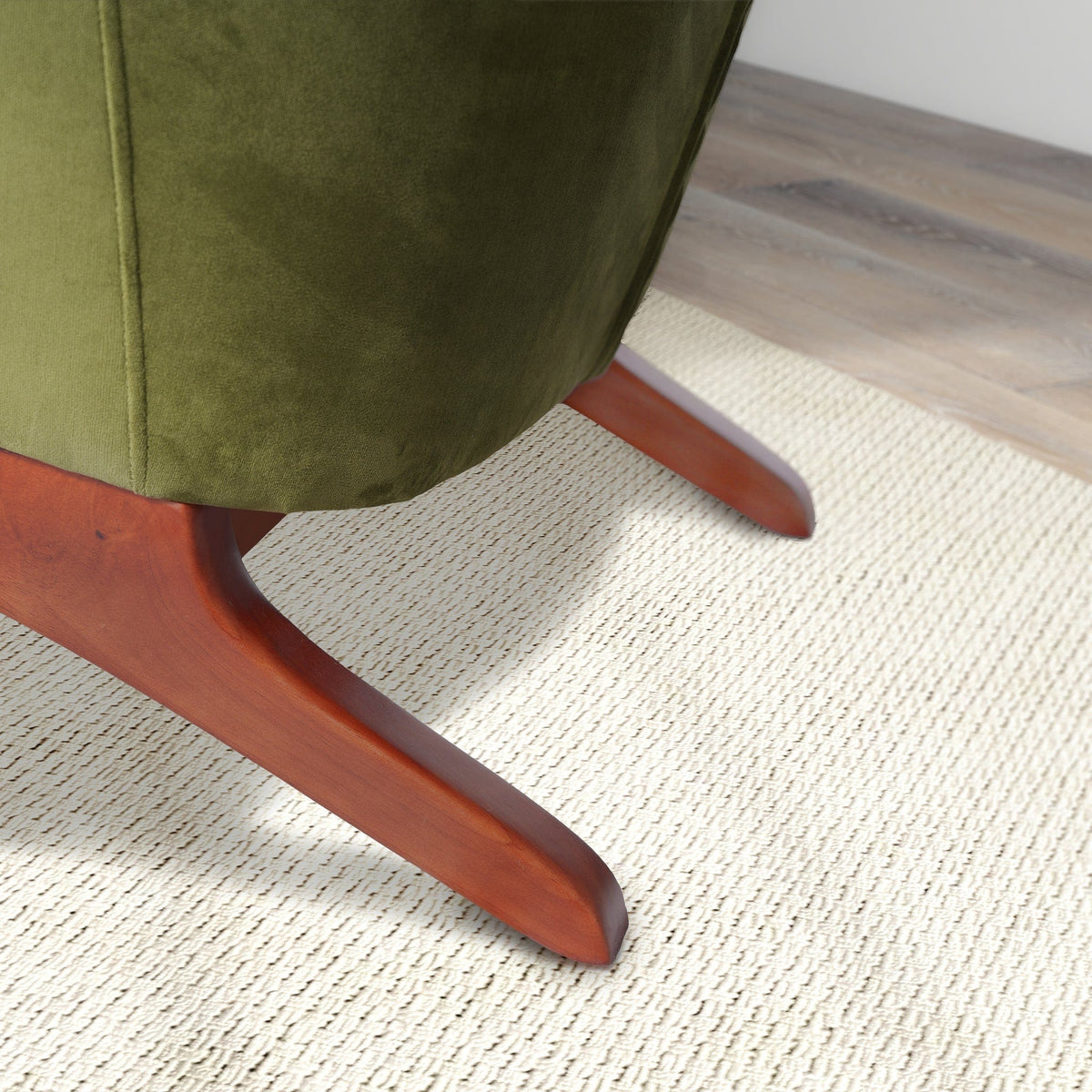 THE FURNITURE CO. Lounge Chairs Luxury Olive Green Velvet Lounge Chair for Elegant Living Spaces