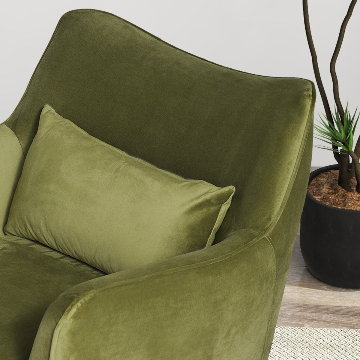THE FURNITURE CO. Lounge Chairs Luxury Olive Green Velvet Lounge Chair for Elegant Living Spaces