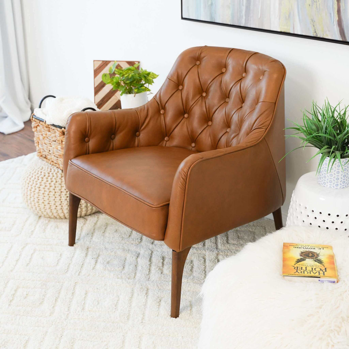 THE FURNITURE CO. Lounge Chairs Luxury Tan Leather Lounge Chair for Elegant Living Spaces