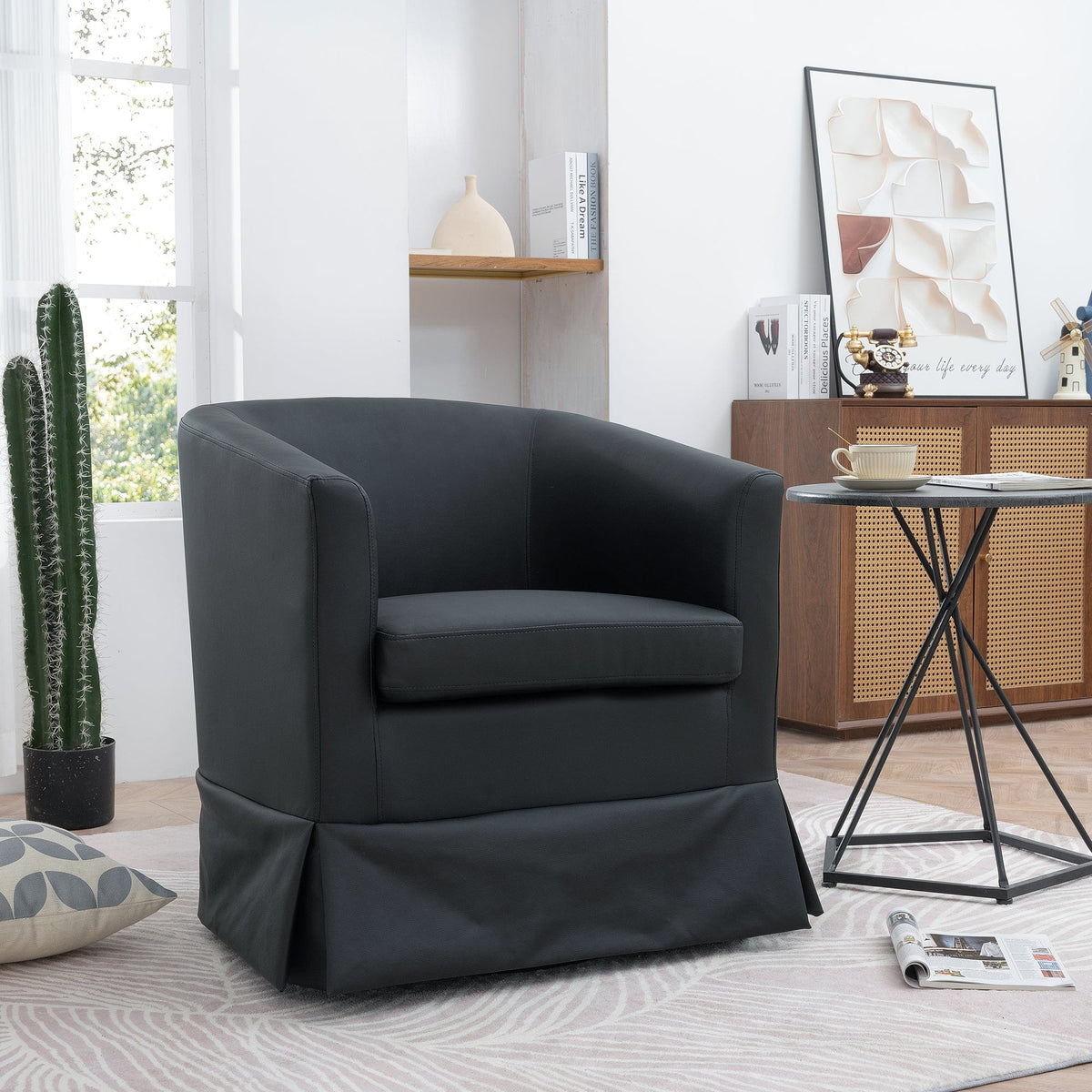 THE FURNITURE CO. Swivel Chair Black Swivel Chair with 360° Rotation and Comfortable Cushions