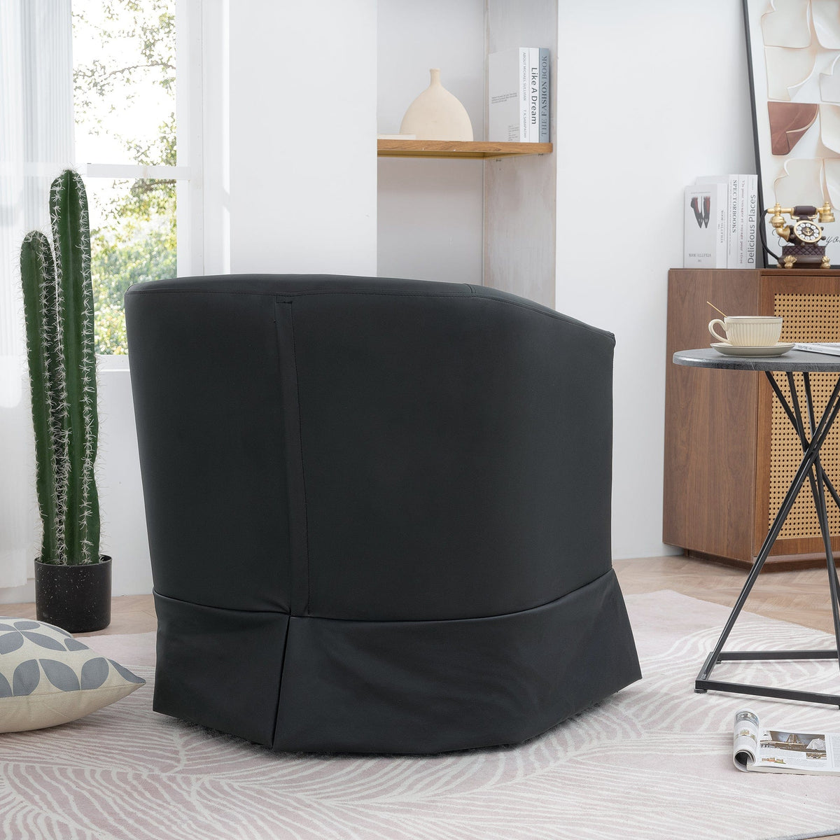 THE FURNITURE CO. Swivel Chair Black Swivel Chair with 360° Rotation and Comfortable Cushions
