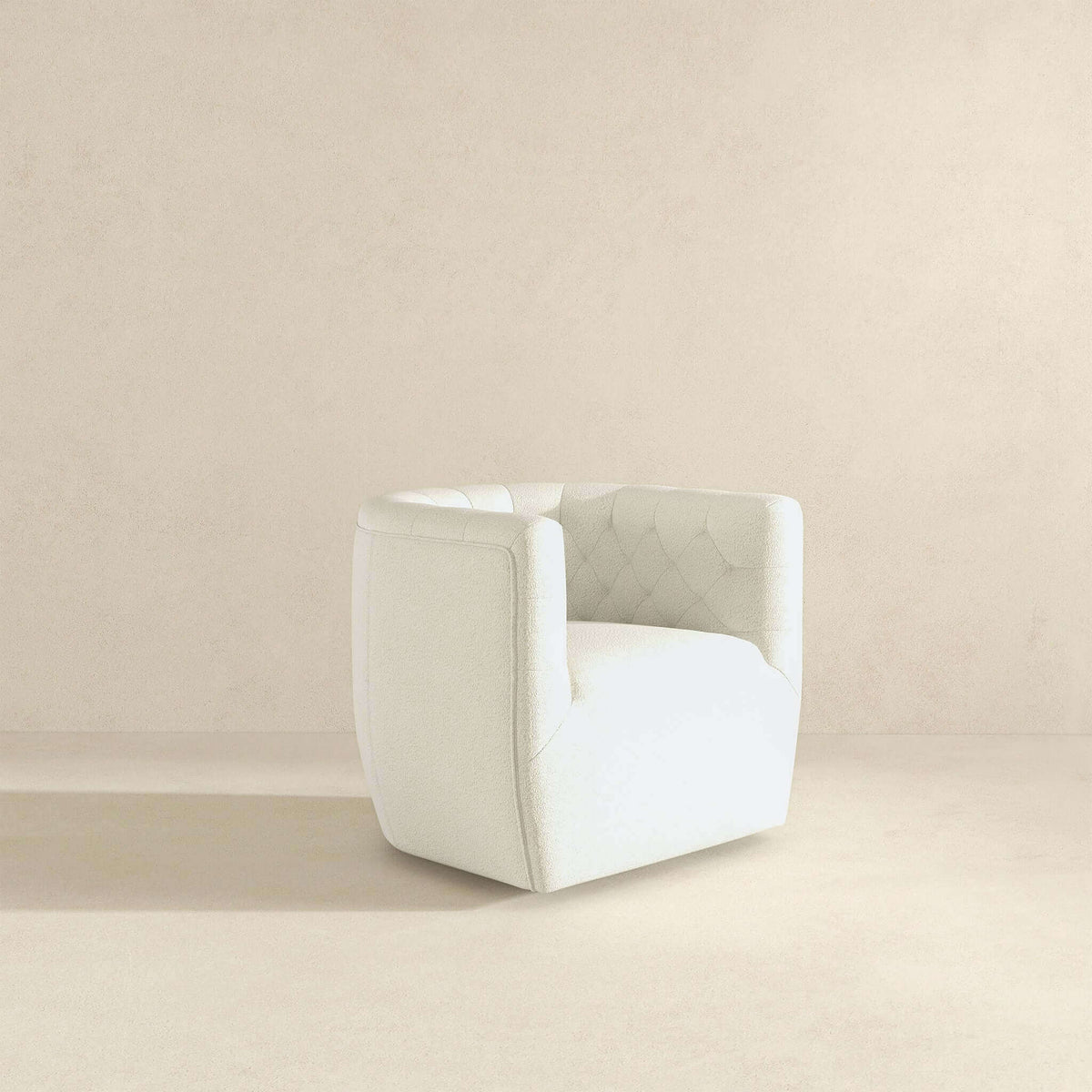 THE FURNITURE CO. Swivel Chair Luxury Cream Boucle Swivel Chair for Elegant Living Spaces