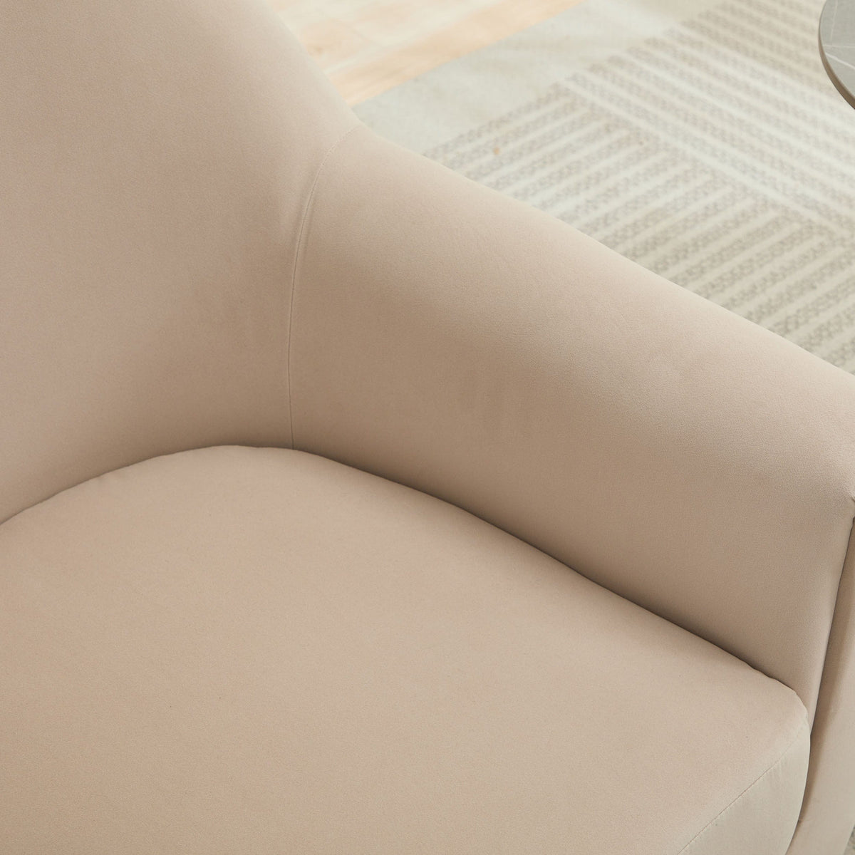 THE FURNITURE CO. Swivel Chair U-shaped Beige Velvet 360° Swivel Accent Chair