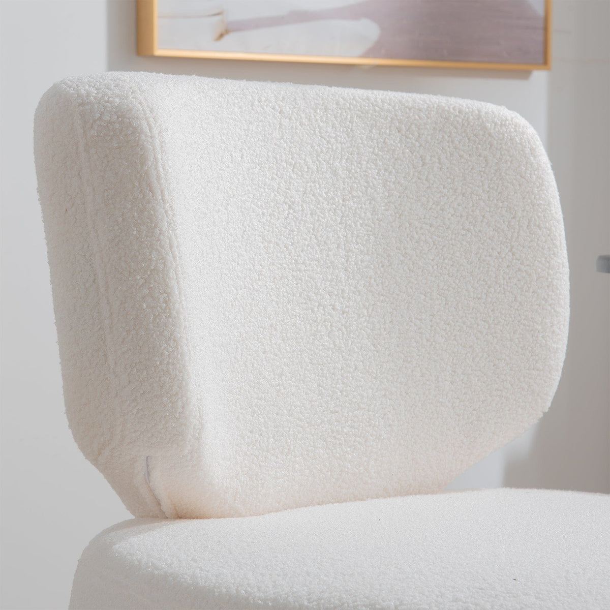 THE FURNITURE CO. Swivel Chair White Plush 360-Degree Rotating Chair