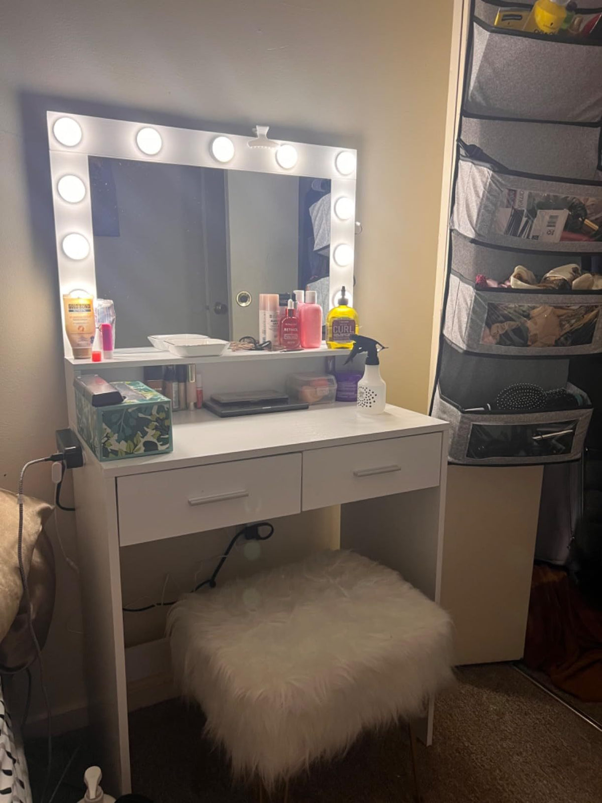 THE FURNITURE CO. Vanity Default Vanity Desk with Mirror and Lights, Large Drawer Dresser with 3 Adjustable Brightness Modes for Organized Bedroom In White