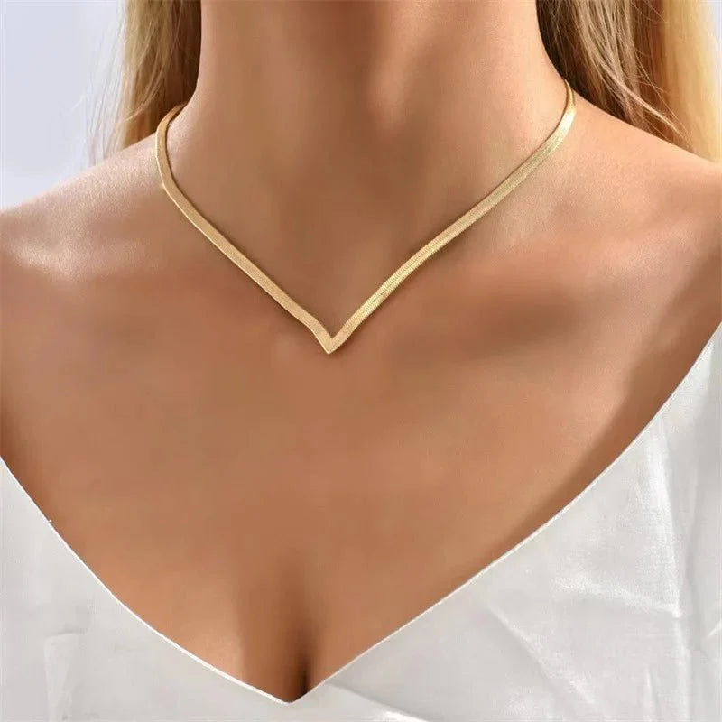 V taper herringbone necklace 497693